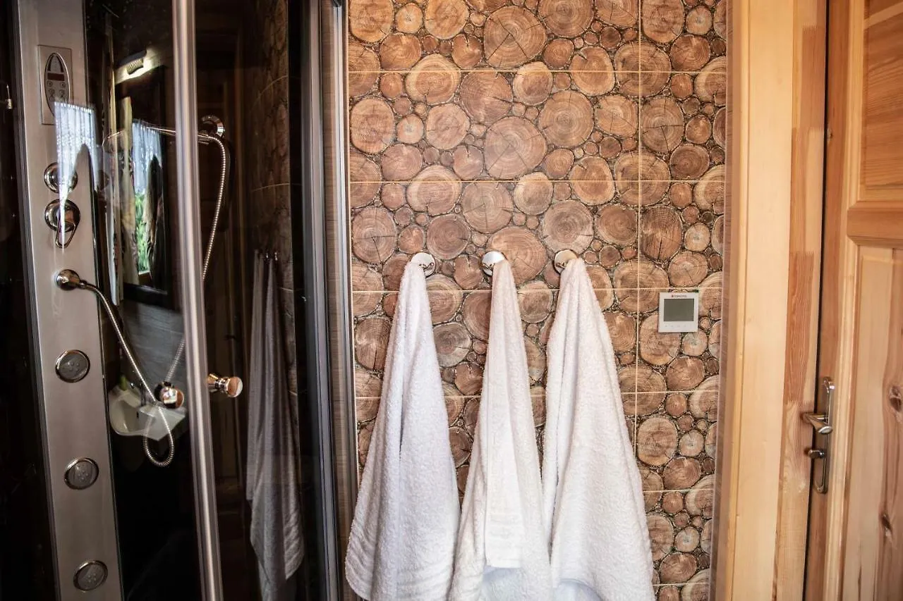 Domki I Apartamenty Na Wyskowkach Jacuzzi & Sauna Zakopane Chalet